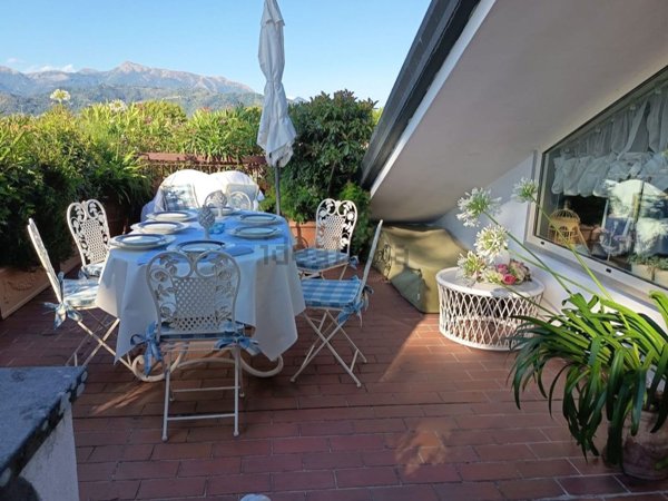 appartamento in vendita a Viareggio in zona Centro Storico