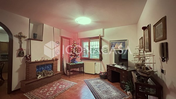 appartamento in vendita a Viareggio in zona Campo d'Aviazione