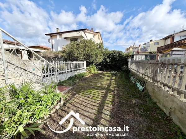 appartamento in vendita a Viareggio