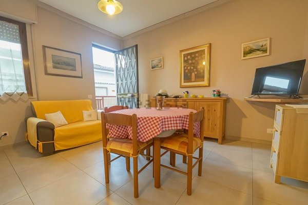 appartamento in vendita a Viareggio in zona Torre del Lago