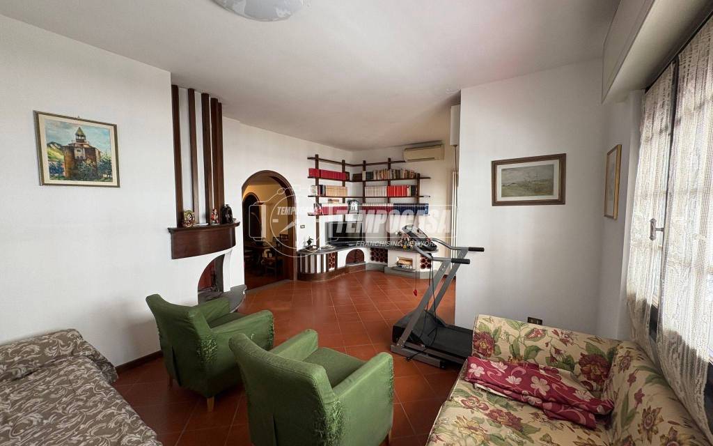 appartamento in vendita a Viareggio in zona Centro Storico