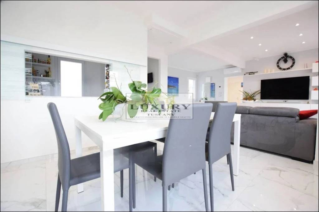 appartamento in vendita a Viareggio