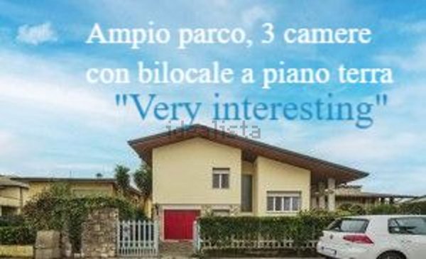 casa indipendente in vendita a Viareggio