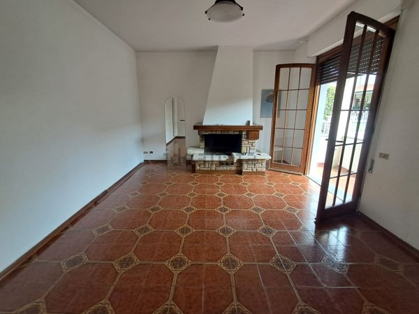 casa indipendente in vendita a Viareggio