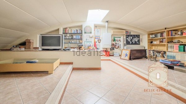 casa indipendente in vendita a Viareggio in zona Marco Polo