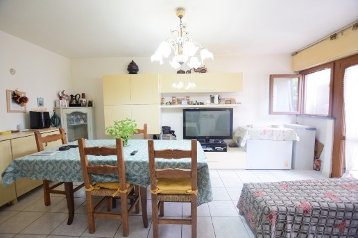 casa indipendente in vendita a Viareggio in zona Torre del Lago