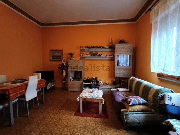 casa indipendente in vendita a Viareggio in zona Campo d'Aviazione