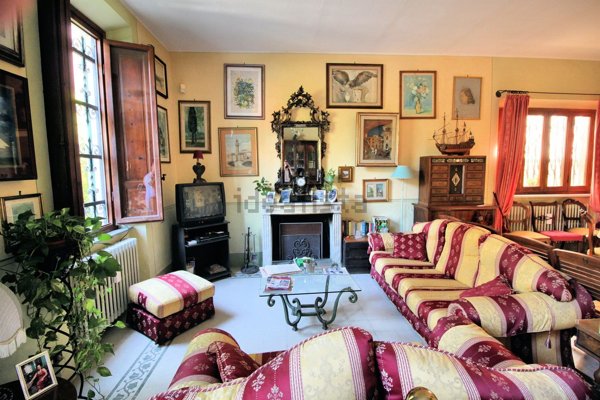 casa indipendente in vendita a Viareggio in zona Torre del Lago