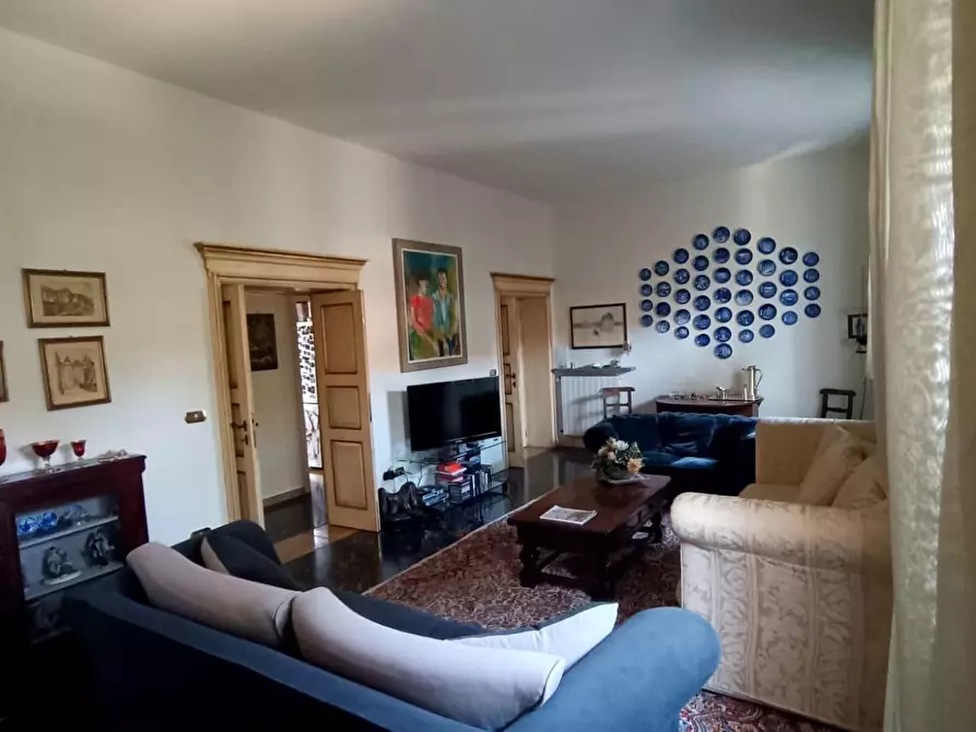 casa indipendente in vendita a Viareggio in zona Centro Storico