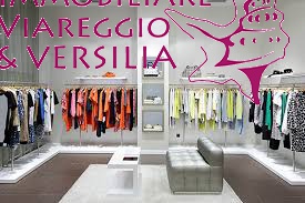locale commerciale in vendita a Viareggio