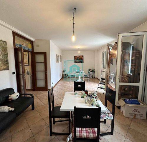 appartamento in vendita a Viareggio in zona Marco Polo