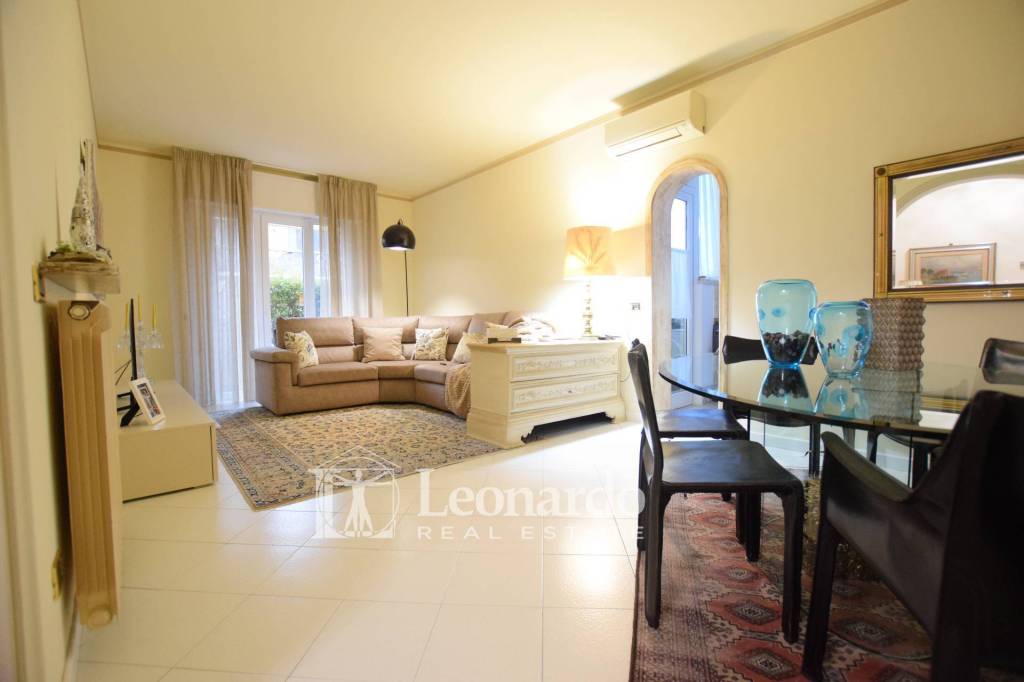 appartamento in vendita a Viareggio in zona Migliarina