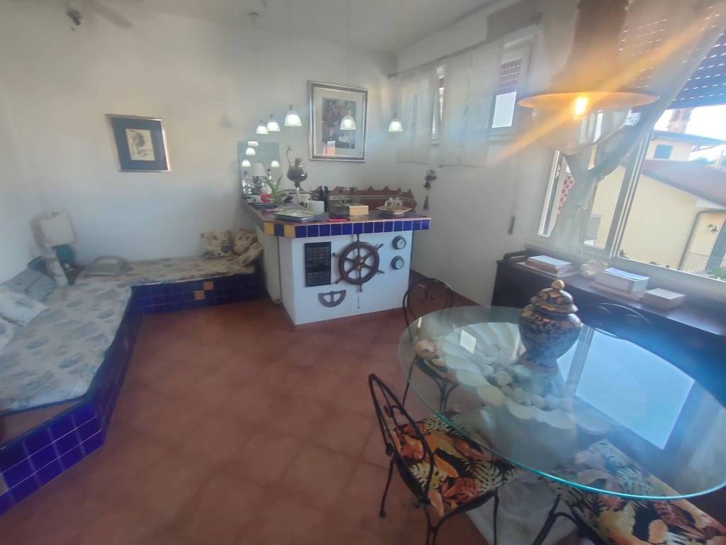 appartamento in vendita a Viareggio in zona Torre del Lago