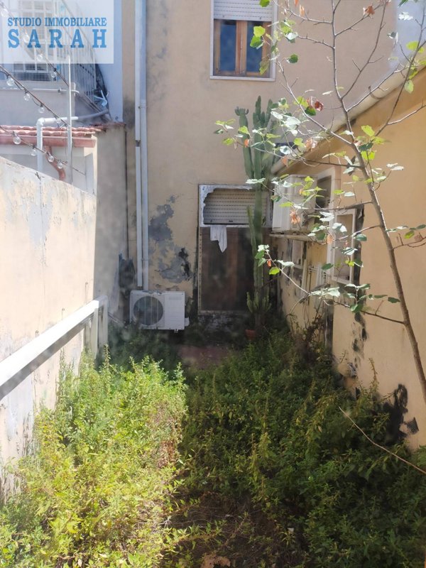 casa indipendente in vendita a Viareggio in zona Centro Storico