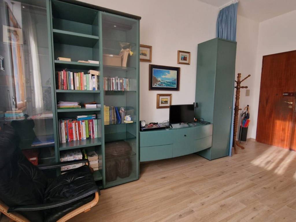 appartamento in vendita a Viareggio in zona Torre del Lago