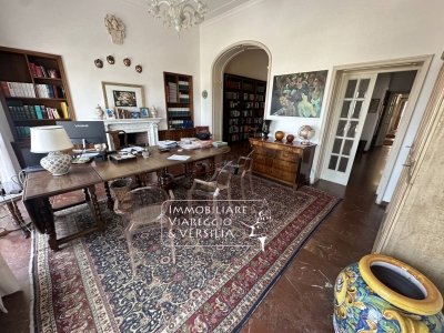 appartamento in vendita a Viareggio in zona Torre del Lago