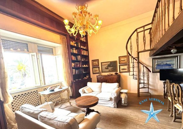 appartamento in vendita a Viareggio in zona Torre del Lago