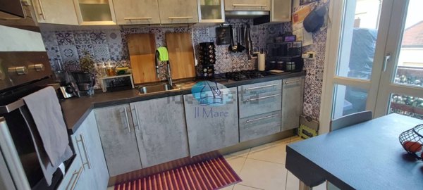 appartamento in vendita a Viareggio in zona Migliarina