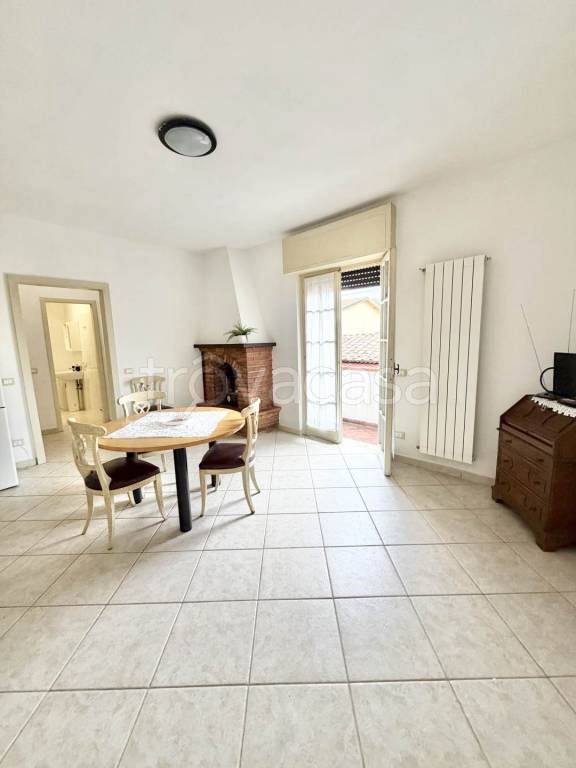 appartamento in vendita a Viareggio in zona Torre del Lago