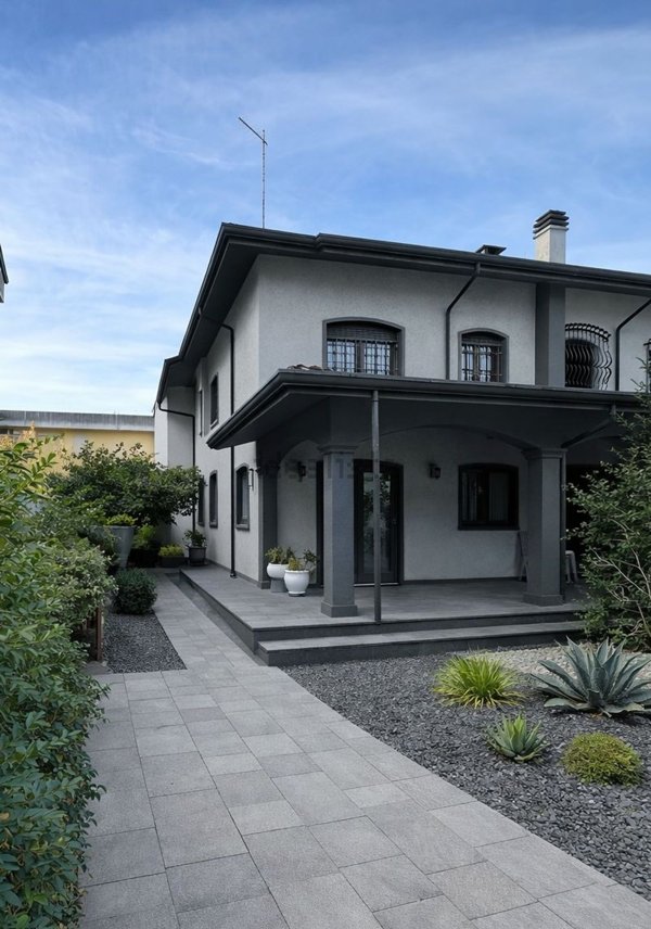 casa indipendente in vendita a Viareggio in zona Campo d'Aviazione