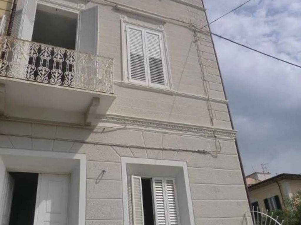 appartamento in vendita a Viareggio