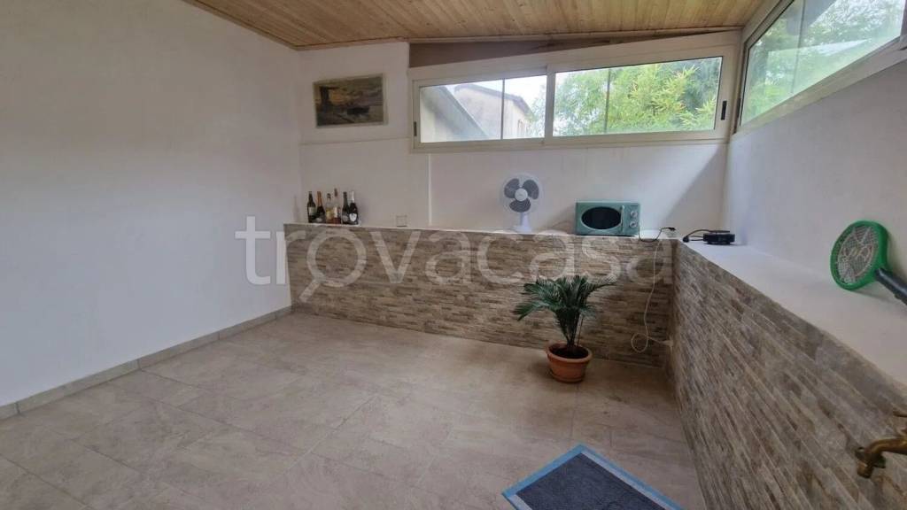 casa indipendente in vendita a Viareggio