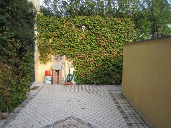 casa indipendente in vendita a Viareggio in zona Centro Storico