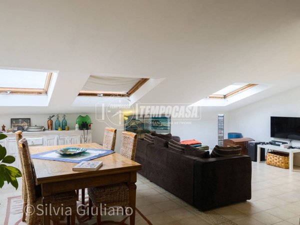 casa indipendente in vendita a Viareggio in zona Centro Storico