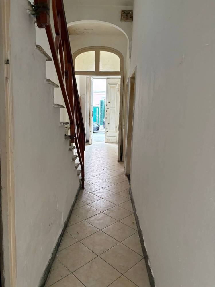 casa indipendente in vendita a Viareggio