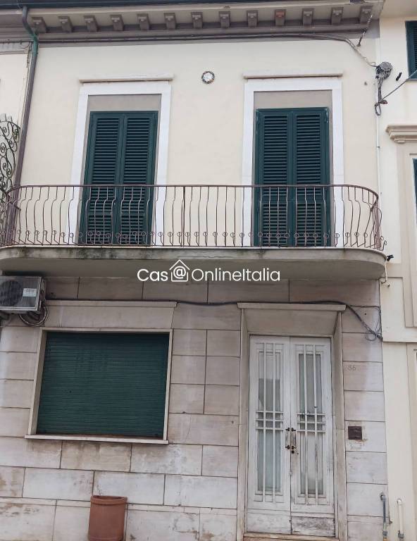 casa indipendente in vendita a Viareggio