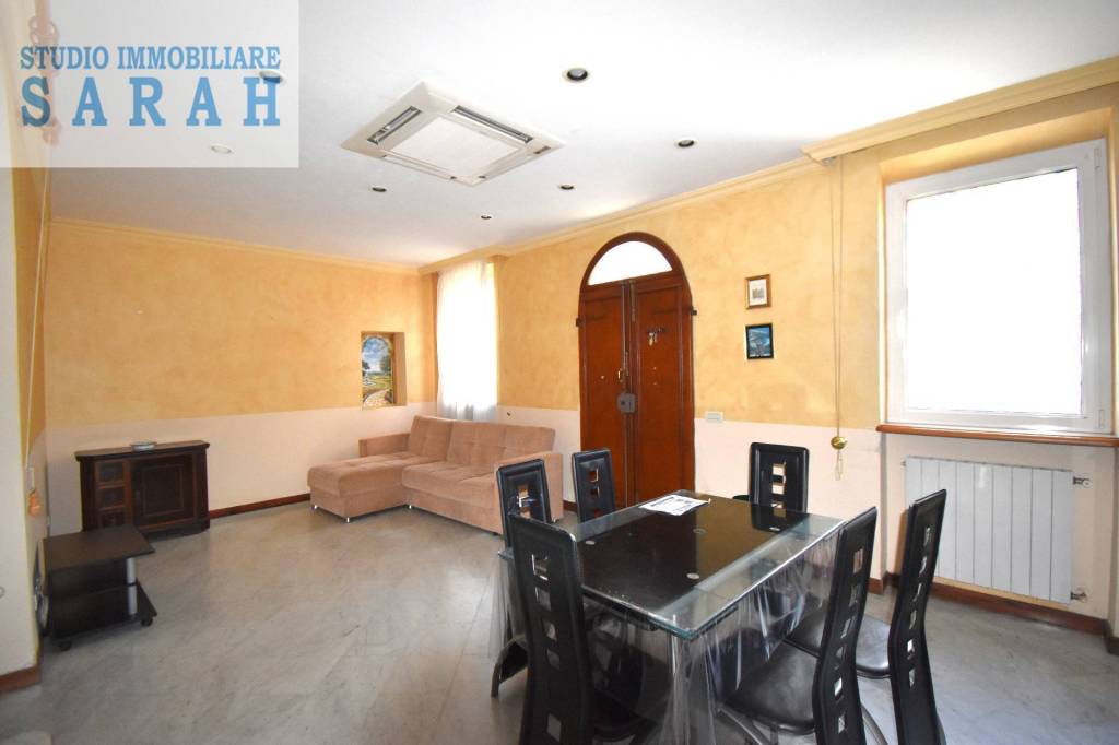 casa indipendente in vendita a Viareggio