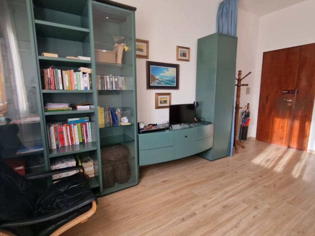 appartamento in vendita a Viareggio in zona Torre del Lago