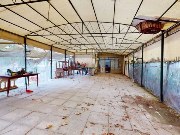 intera palazzina in vendita a Viareggio