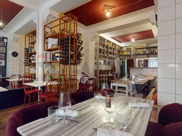 negozio in vendita a Viareggio