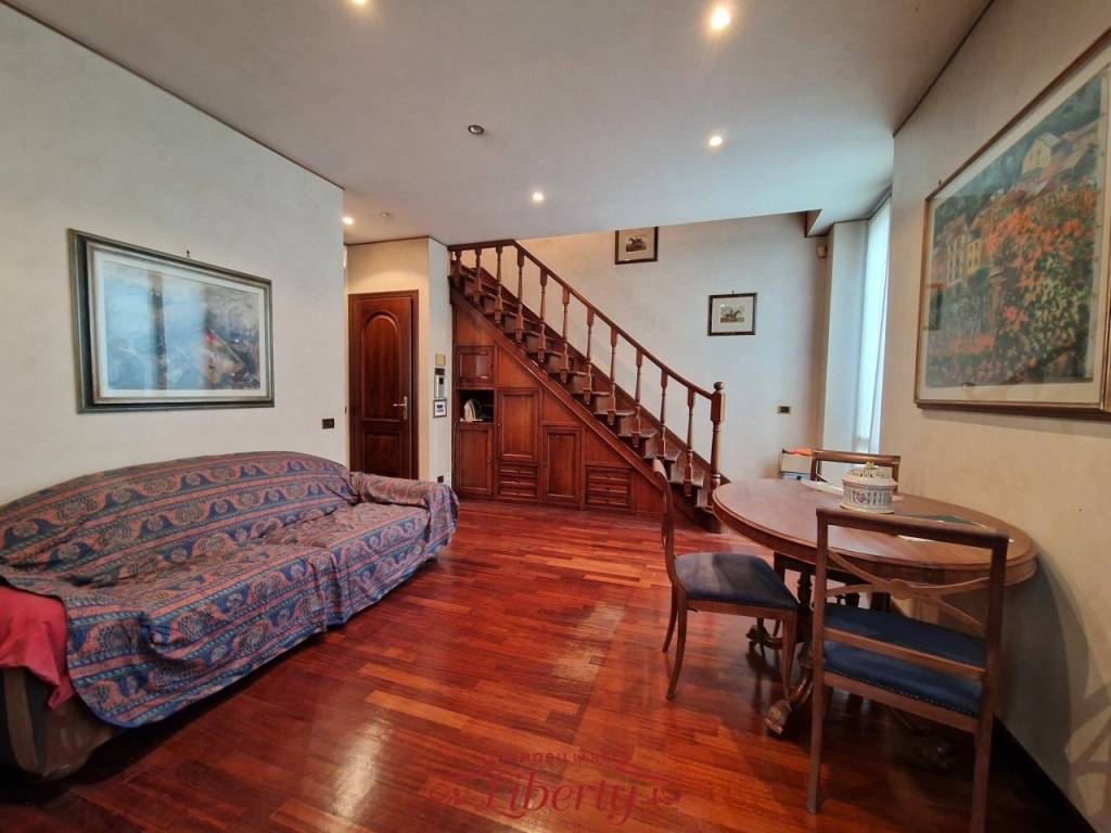 appartamento in vendita a Viareggio