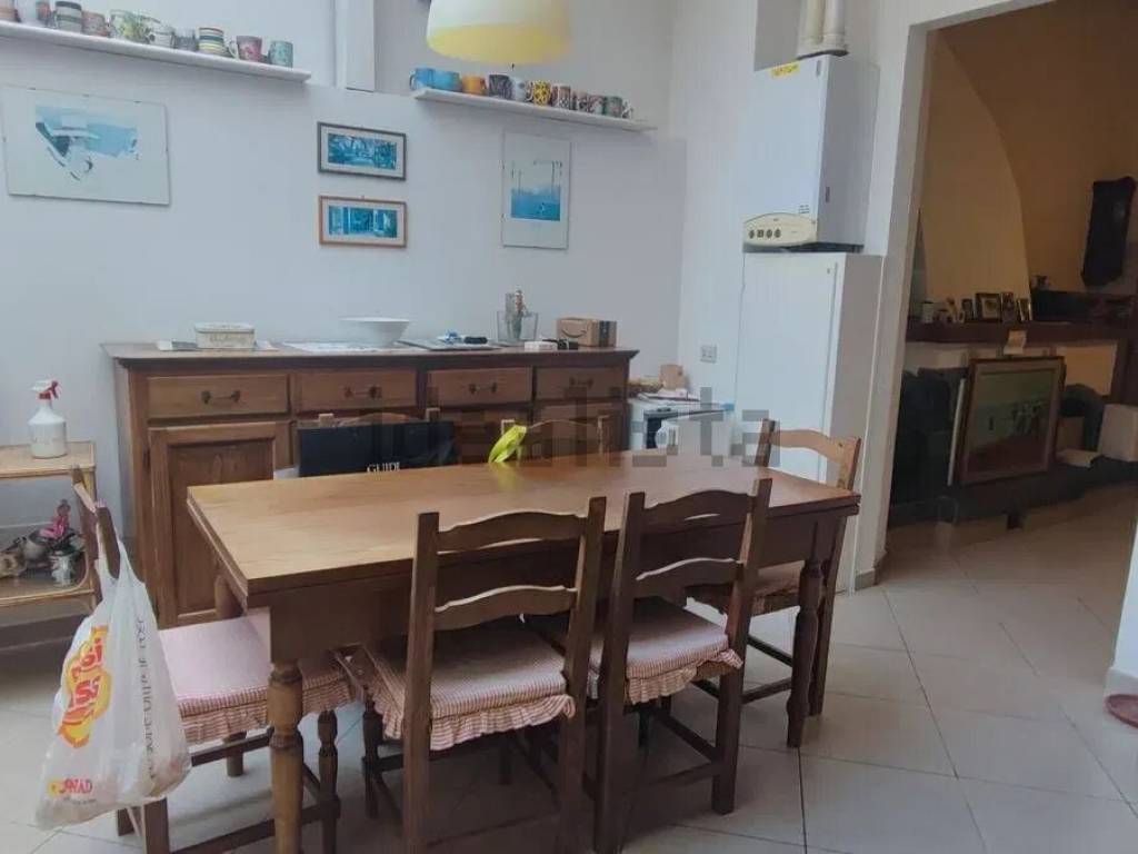 casa indipendente in vendita a Viareggio in zona Campo d'Aviazione