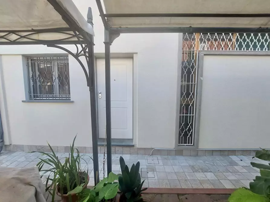 casa indipendente in vendita a Viareggio