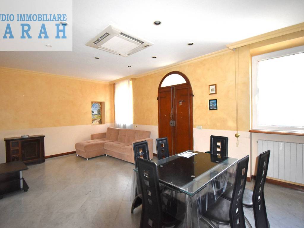 casa indipendente in vendita a Viareggio in zona Campo d'Aviazione