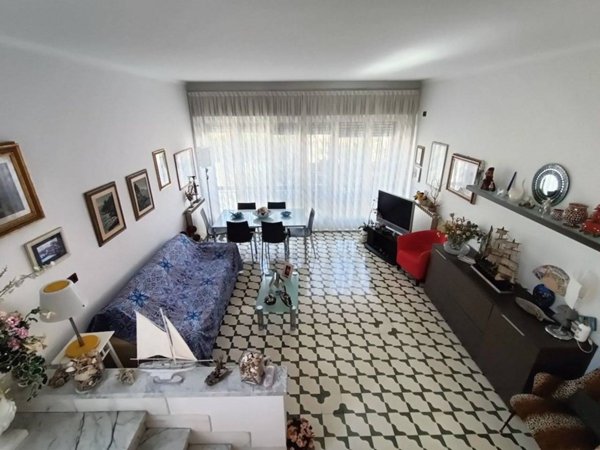 casa indipendente in vendita a Viareggio in zona Don Bosco