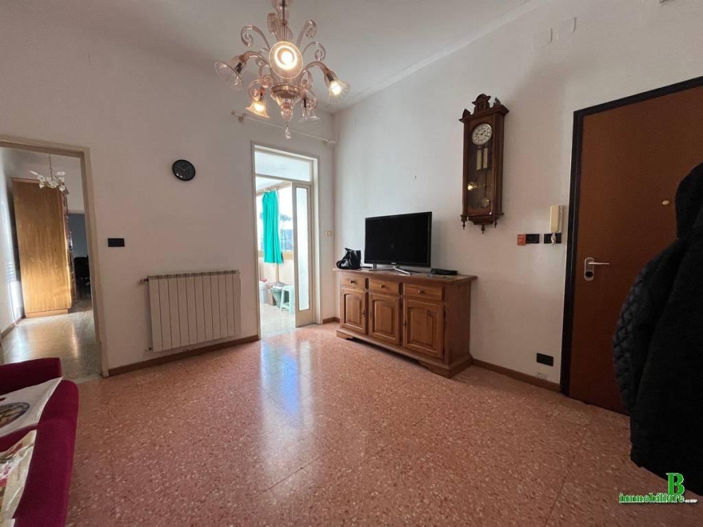 appartamento in vendita a Viareggio in zona Don Bosco