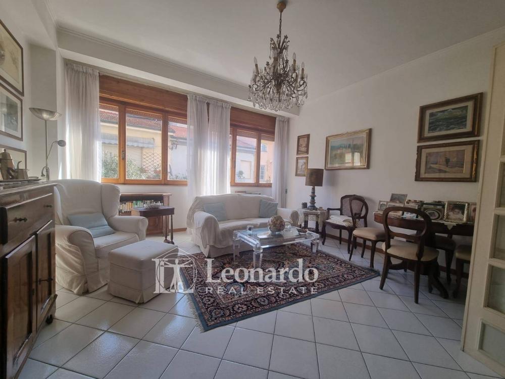 appartamento in vendita a Viareggio