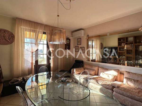 casa indipendente in vendita a Viareggio in zona Migliarina