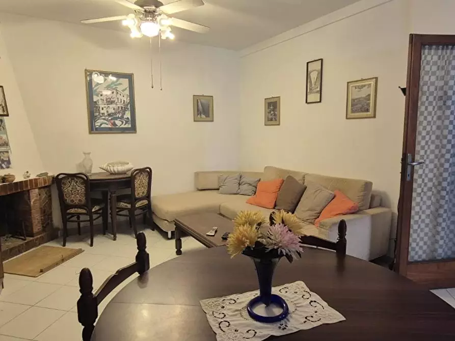 casa indipendente in vendita a Viareggio