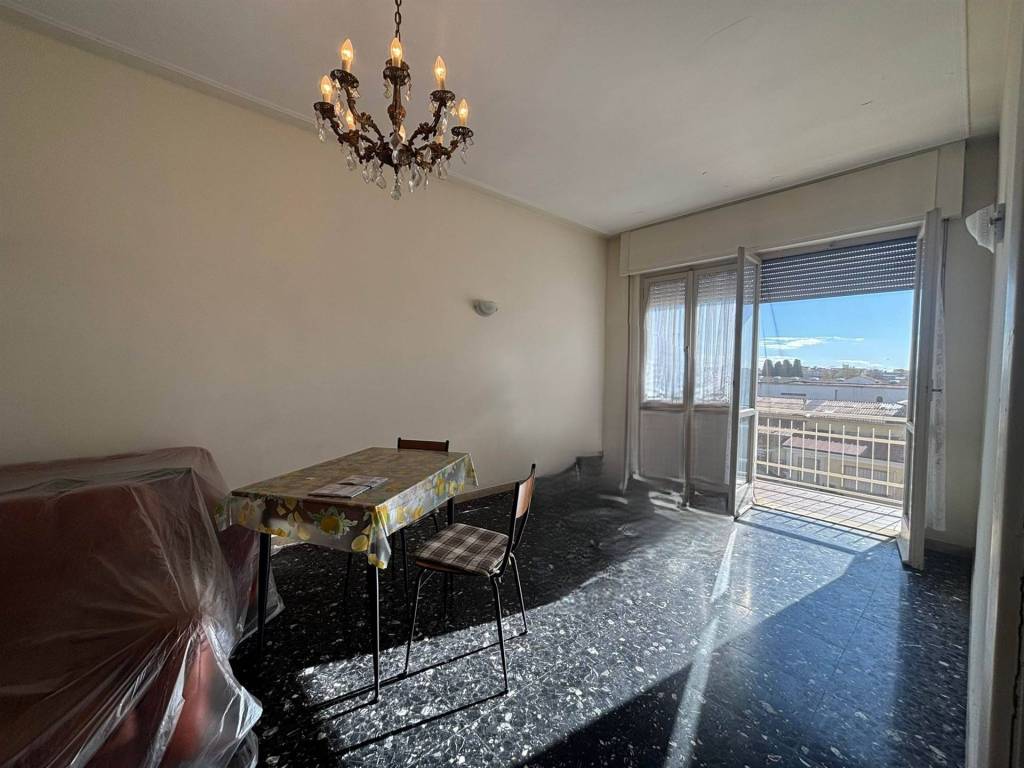 appartamento in vendita a Viareggio in zona Marco Polo