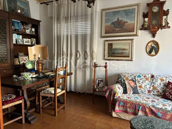 casa indipendente in vendita a Viareggio in zona Campo d'Aviazione
