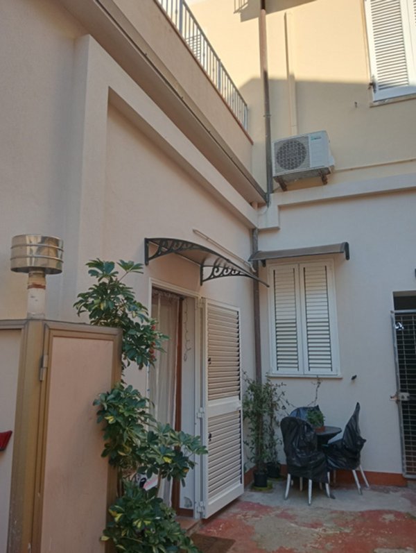 appartamento in vendita a Viareggio in zona Centro Storico