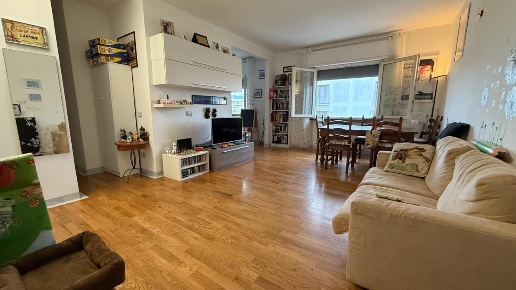 appartamento in vendita a Viareggio in zona Campo d'Aviazione