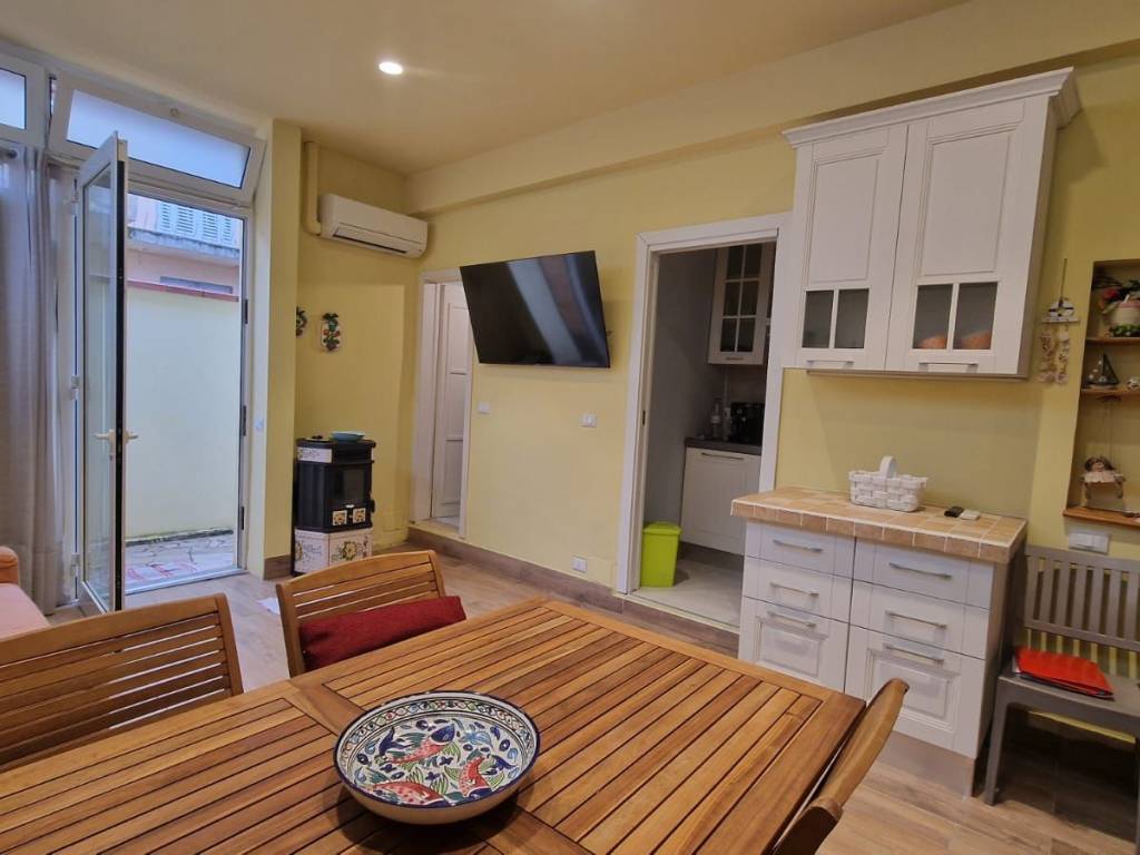 casa indipendente in vendita a Viareggio in zona Don Bosco