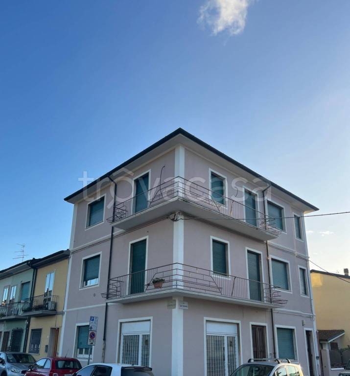 appartamento in vendita a Viareggio