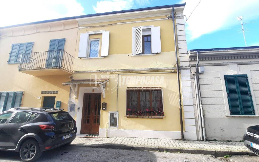 casa indipendente in vendita a Viareggio in zona Torre del Lago